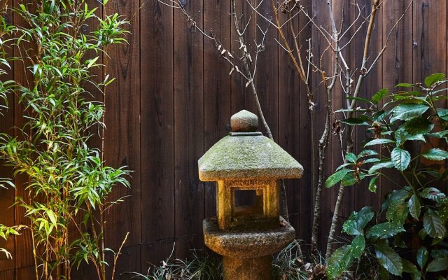 Miro Hachijo Uchidacho Tei