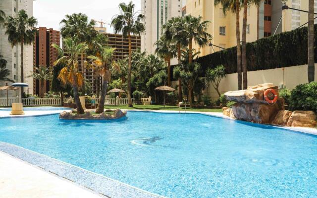 Magic Atrium Beach