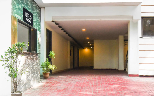 OYO 8812 White Palace Hotel & Resort New Alipore
