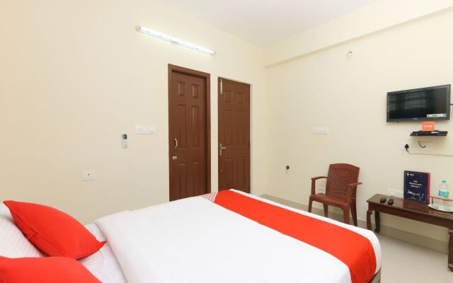 OYO 15701 River View Residency
