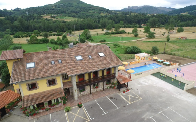 Grupo Hotelero La Pasera