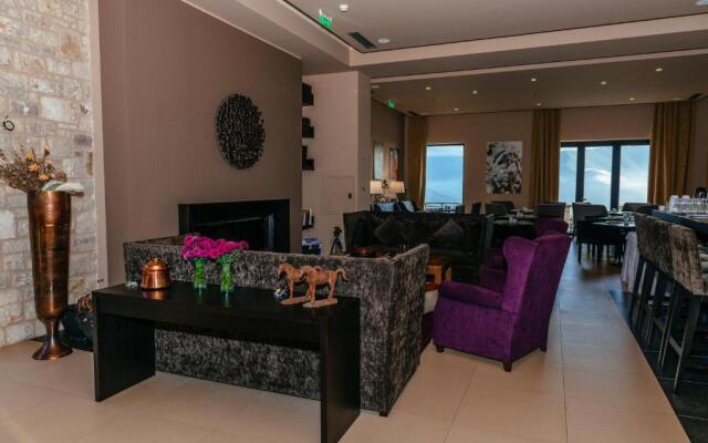 Levidi Suites