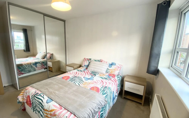 Thepropertyfocus - Spacious Modern House
