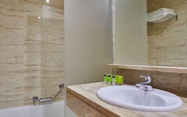Hotel Silken Alfonso X