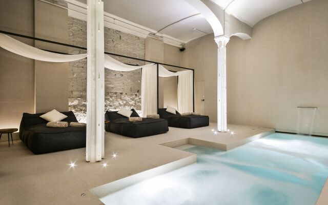 Yurbban Passage Hotel & Spa