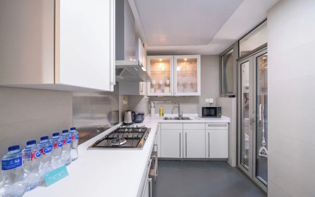 Tyms 3BR 2BA Apt Near Metro