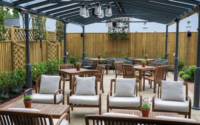 Wheatsheaf Hotel - Virginia Water by Greene King Inns
