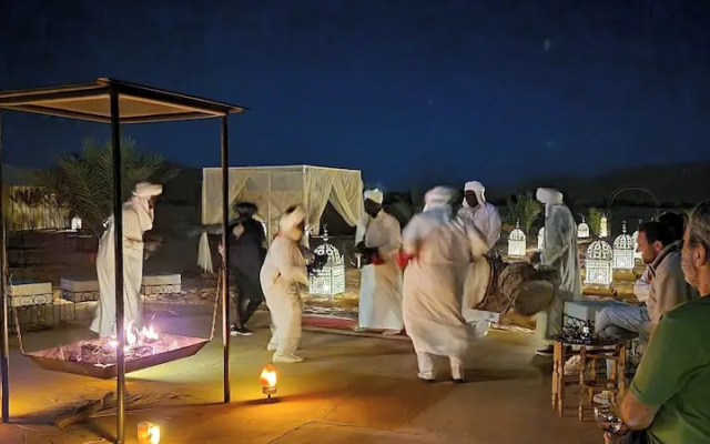 Merzouga Luxury Camp