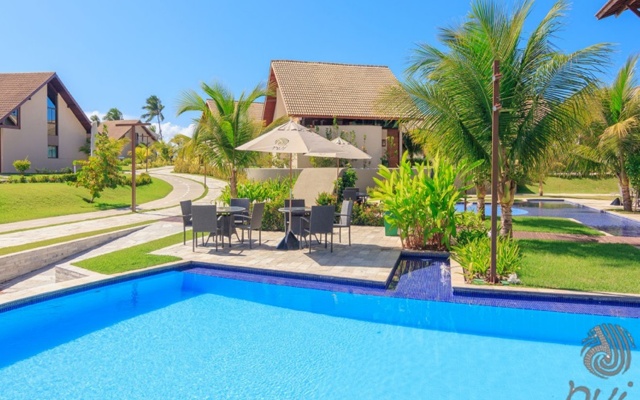 NUI Supreme Beach Living