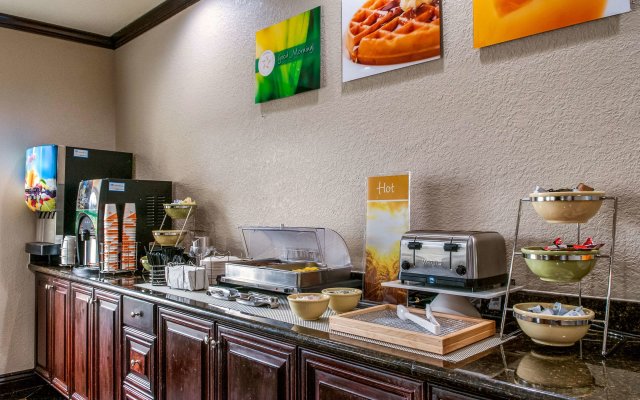 Quality Inn & Suites Slidell