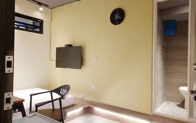 Chi House