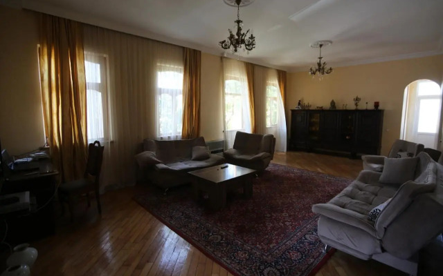 Talo's Guest House