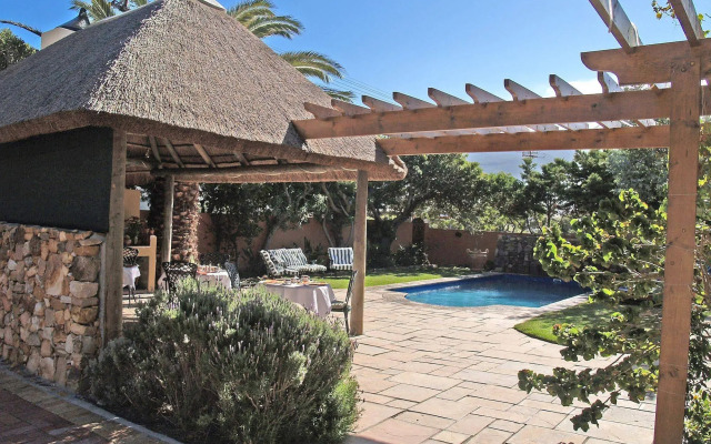 A Tuscan Villa Guest House