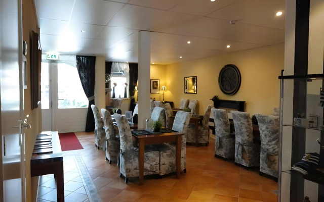 Hotel De Vier Seizoenen