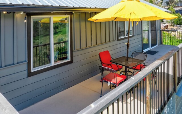 Modern 2bd Cabin With Stunning Views of Bass Lake