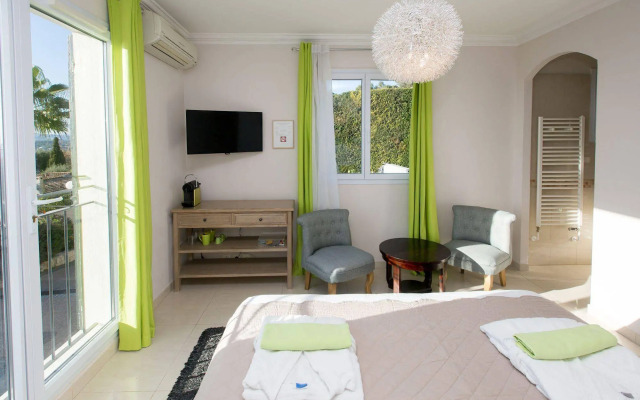 Villa Stephanie Guest House