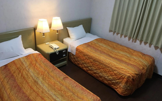 Okinawa Hotel Continental – Guest Rooms – Naha