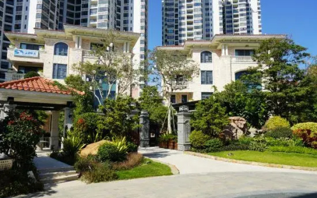 White Dolphins Villa