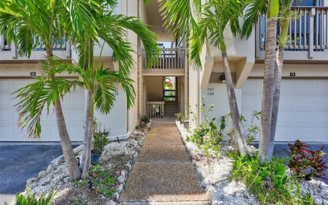 Siesta Beach Retreat 2 Bedroom Townhouse