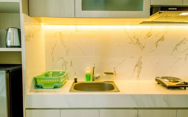 Cozy Stay And Strategic Studio Apartment At B Residence Bsd