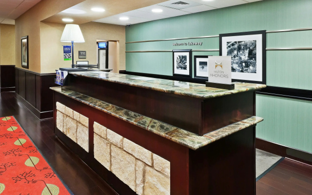 Hampton Inn & Suites Austin - Lakeway