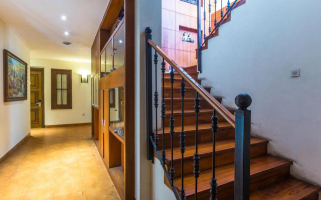 Alron Hotel Kuta Powered by Archipelago