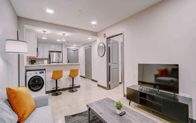 FRONTDESK Tower on Tenth Apts Birmingham