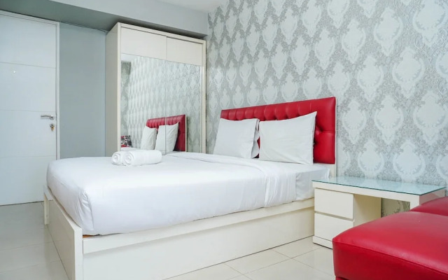 Best Studio Room @ Bassura City Apartment By Travelio