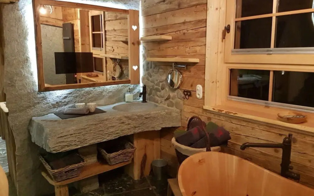 Wildererhutte Comfortable Holiday Residence