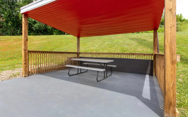 Super 8 by Wyndham Bridgeport/Clarksburg Area