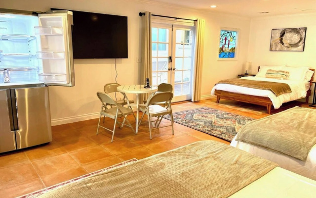 Paradise Vacation Estate Near Universal Studios