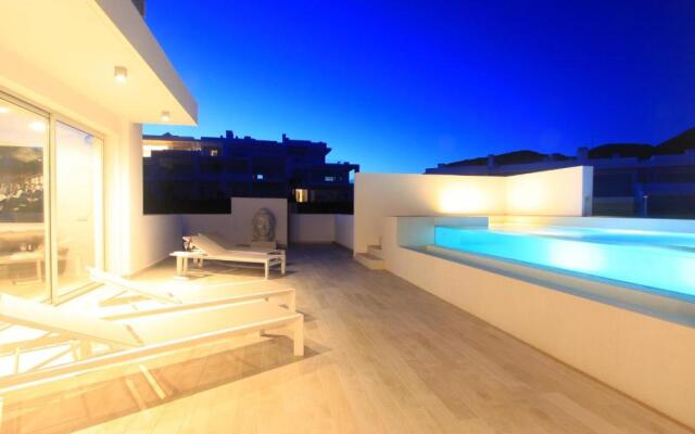 2288 new modern penthouse with privat pool