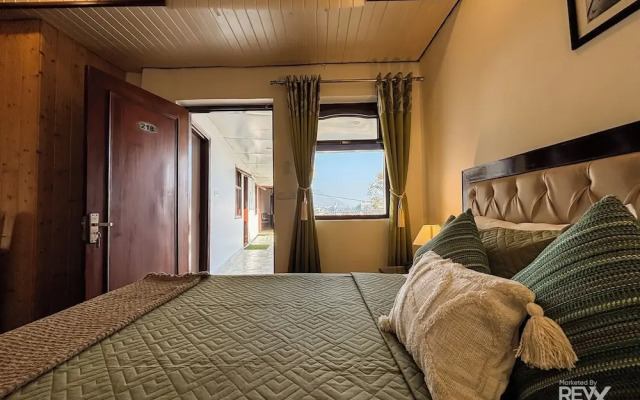 Hotel sunny cot