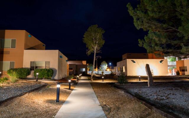 Hotel Don Fernando de Taos, Tapestry Collection by Hilton