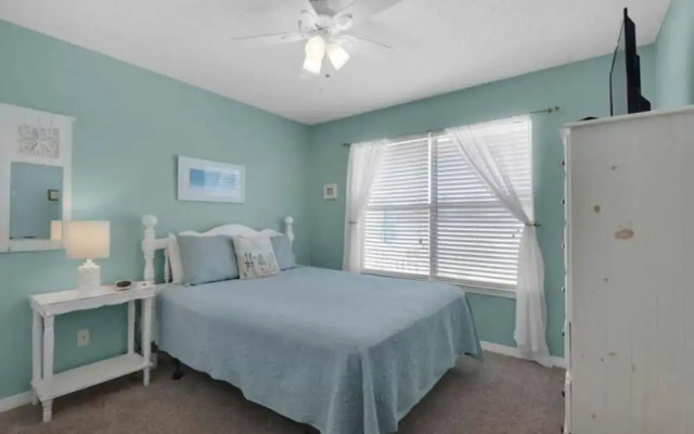 Pineapple Cabana by Bliss Beach Rentals