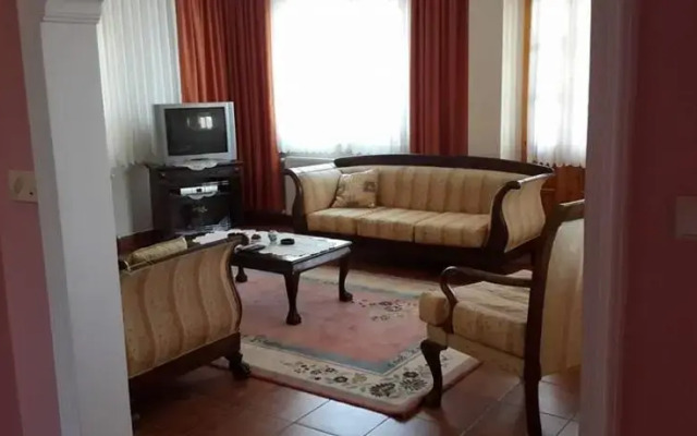 Guney Villa