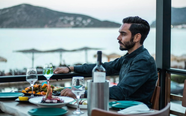 Kiani Akti Hotel