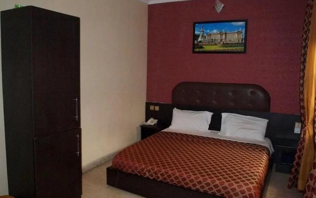 Easy Home Royal Suite