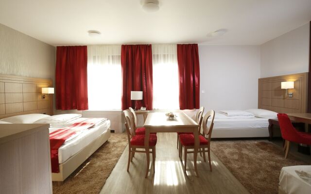 Hotel Raca