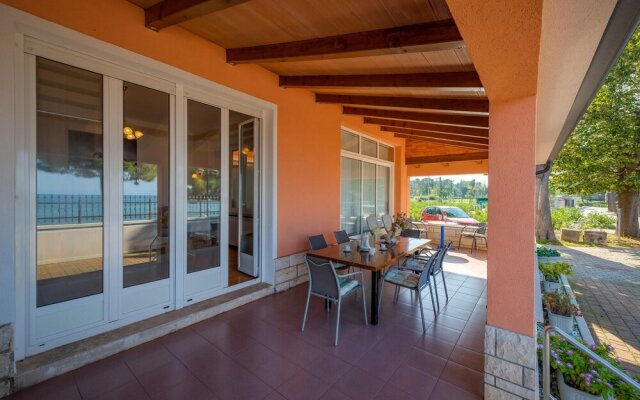 Awesome Home in Umag With Wifi and 3 Bedrooms