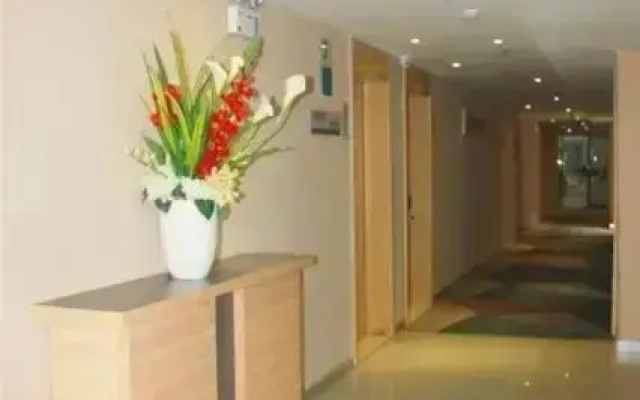 City Convenience Hotel Yichang Wuyi Square
