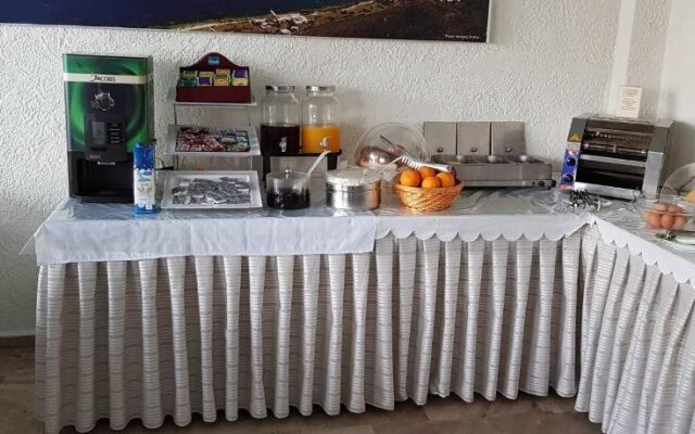 Philoxenia Hotel