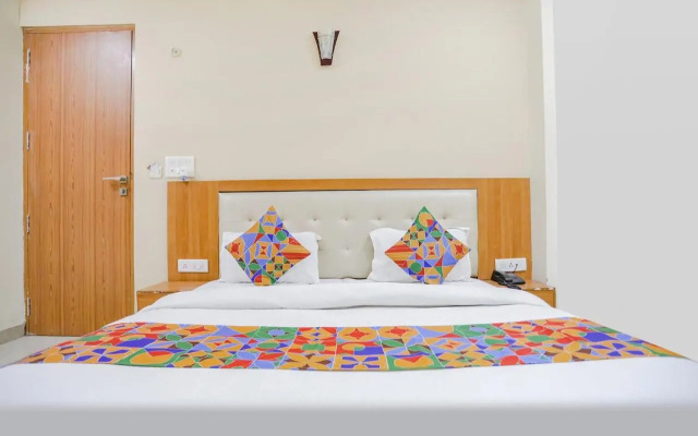 FabHotel Royal Stay I