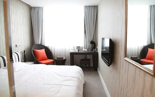 Luoyang Bohemia Hotel