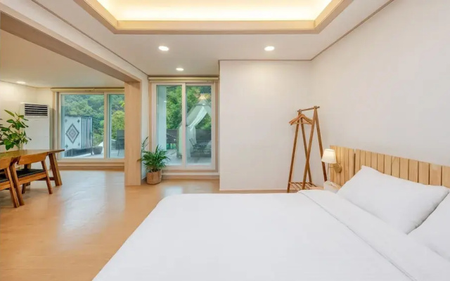 Chuncheon Haven Forest Pension
