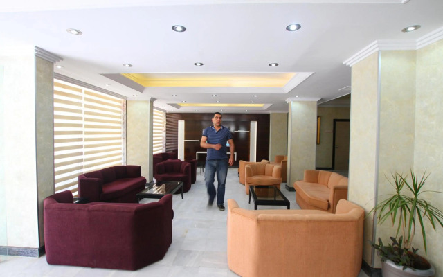 Myra Hotel