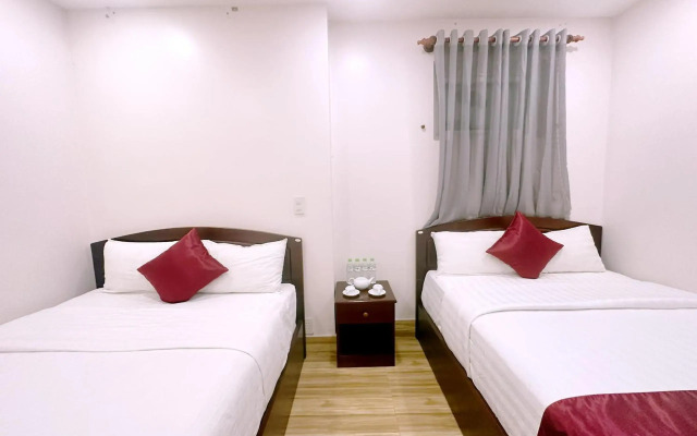 White Horse Hotel & Restaurant