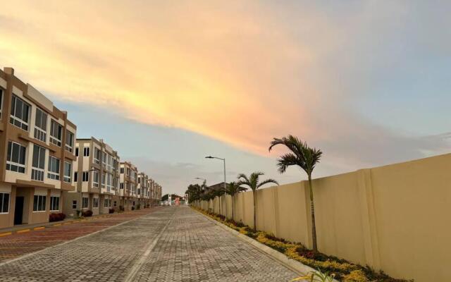 La Mar Hotel Playas