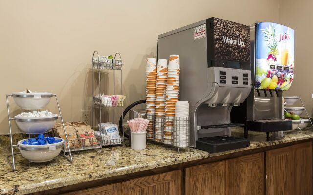 Comfort Suites University