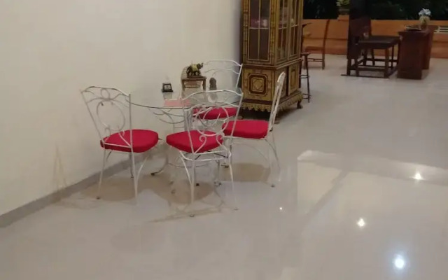 Sangkara Guest House